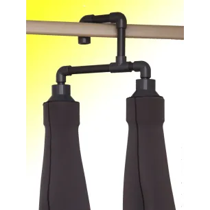 Hanger for freediving pants